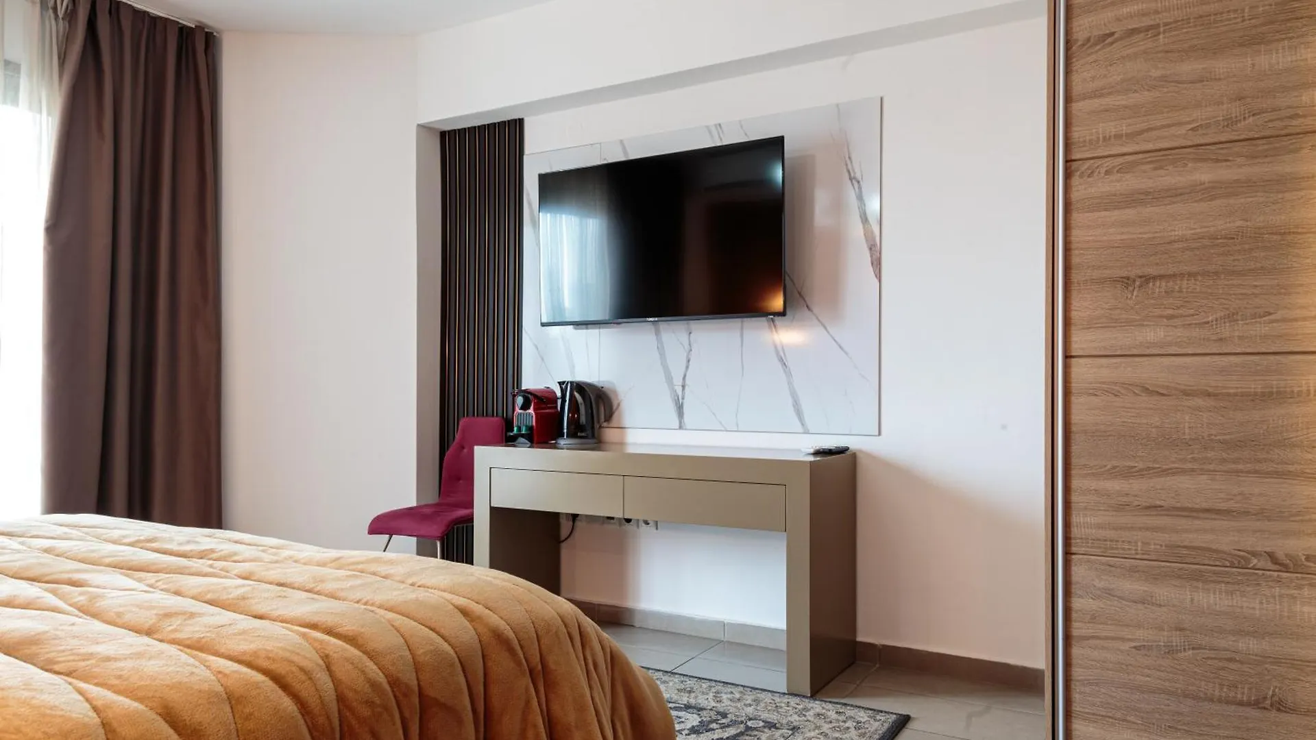 Limani Comfort Rooms Soluň 0*,